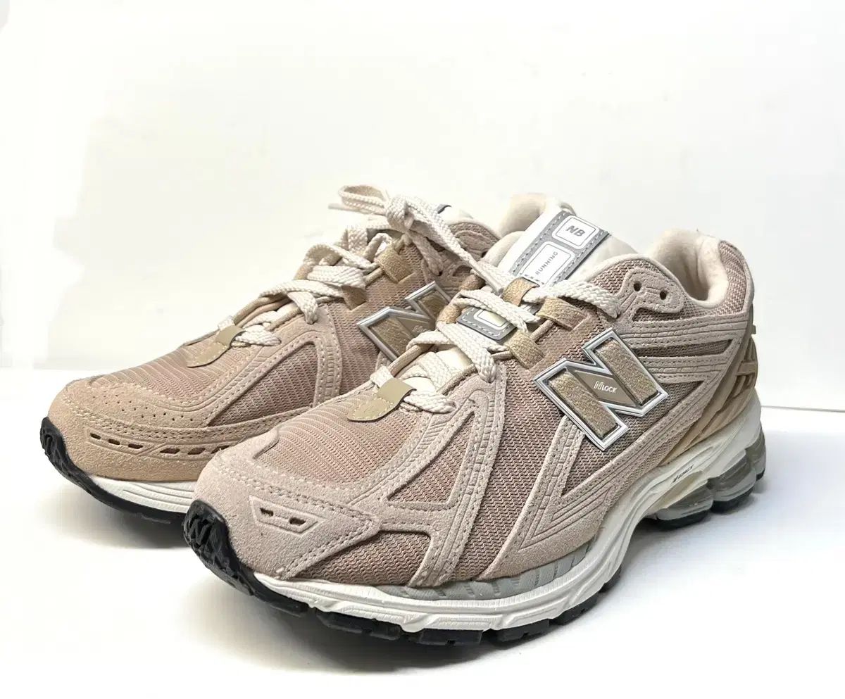 260 ニューバランス 1906R マインドフル グレー