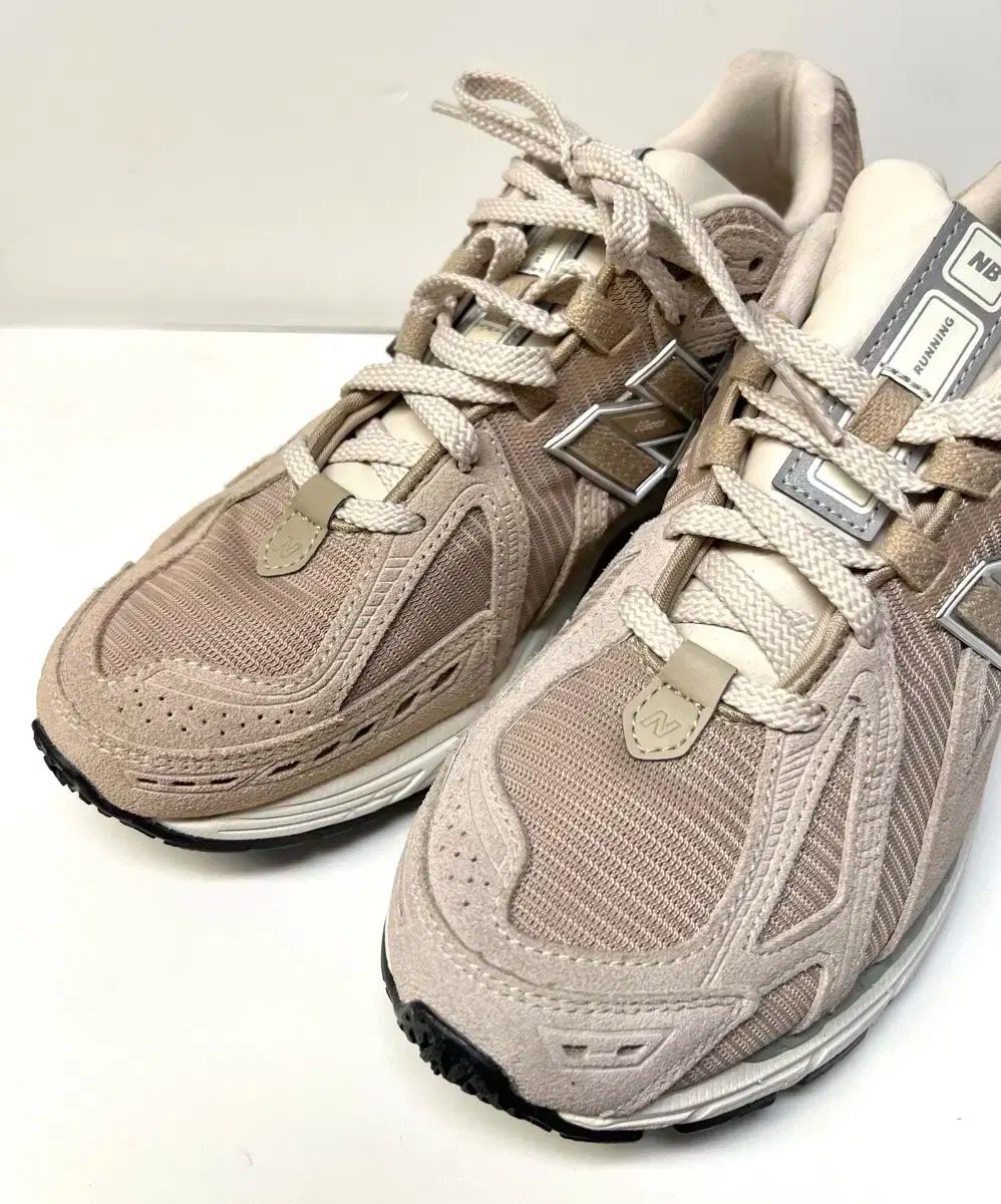 260 ニュー ンス 1906 R マインドフル グレー