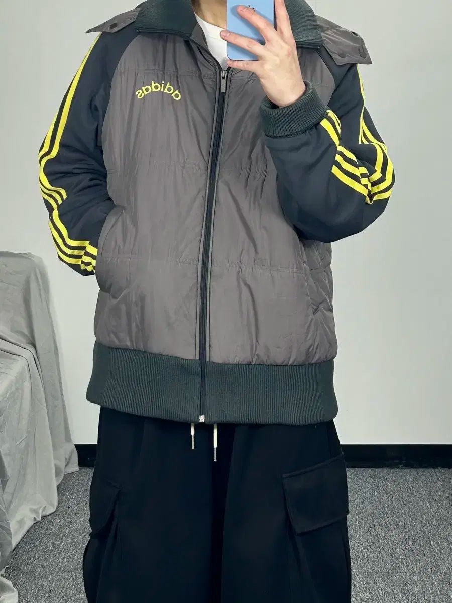 アディダス パデッド トラック ジャージ ジップアップ