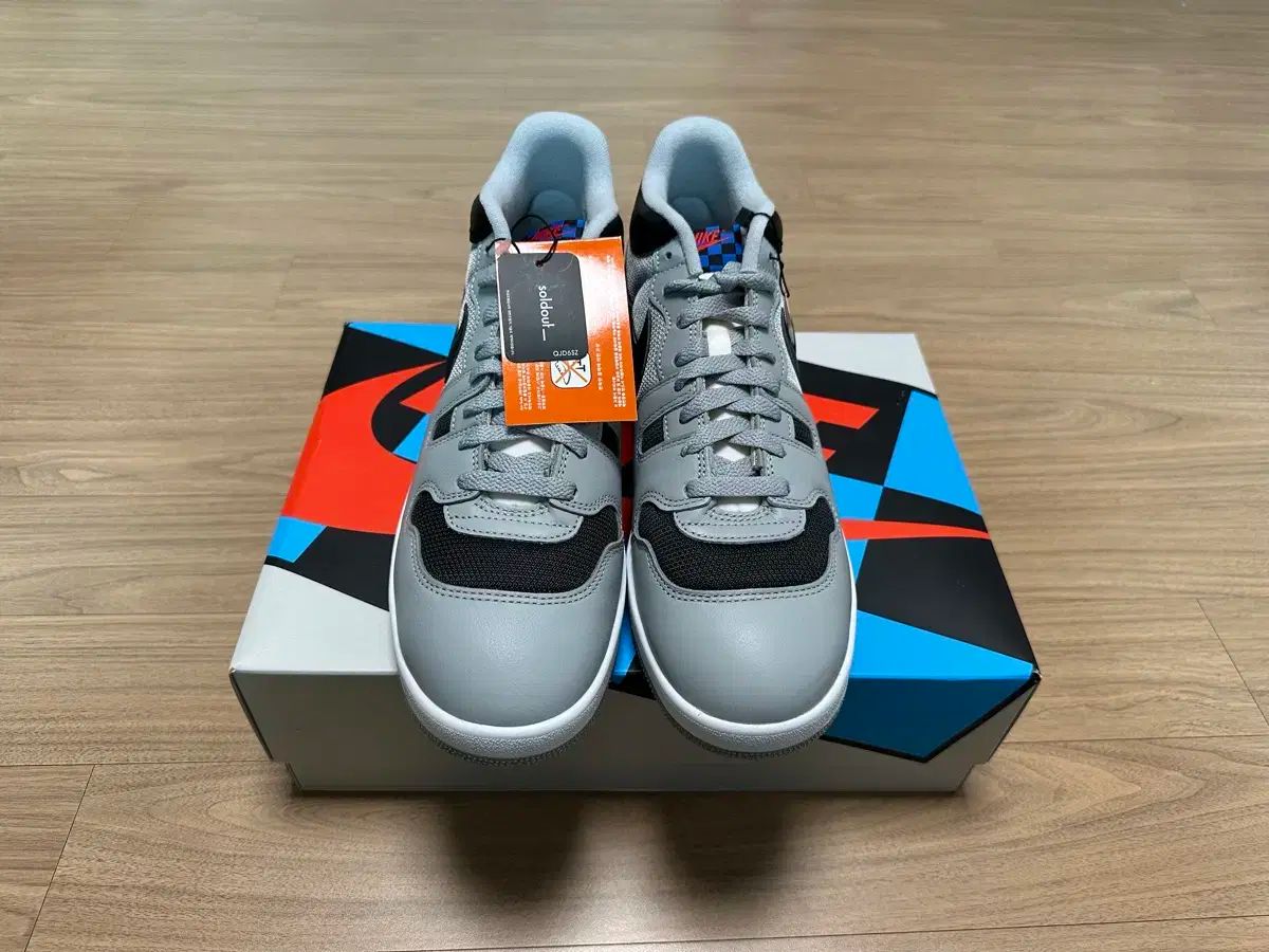 290 NIKE ナイキ マック アタック QS SP ライト スモーク グレー