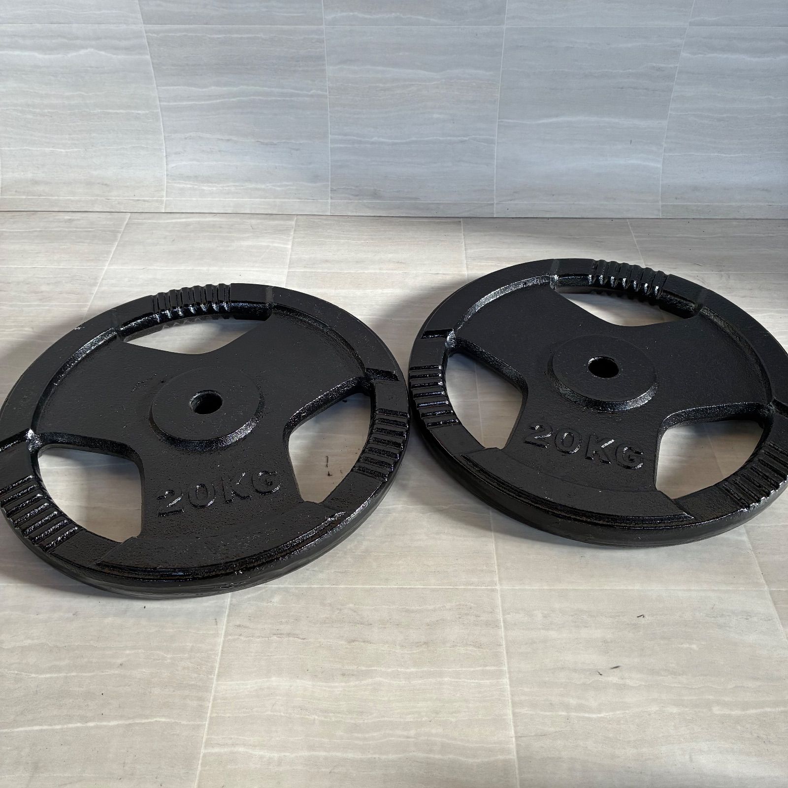 直接 BODY MAKER 20kgプレート×2 計40kg 筋トレ 筋肉 胸 脚 肩