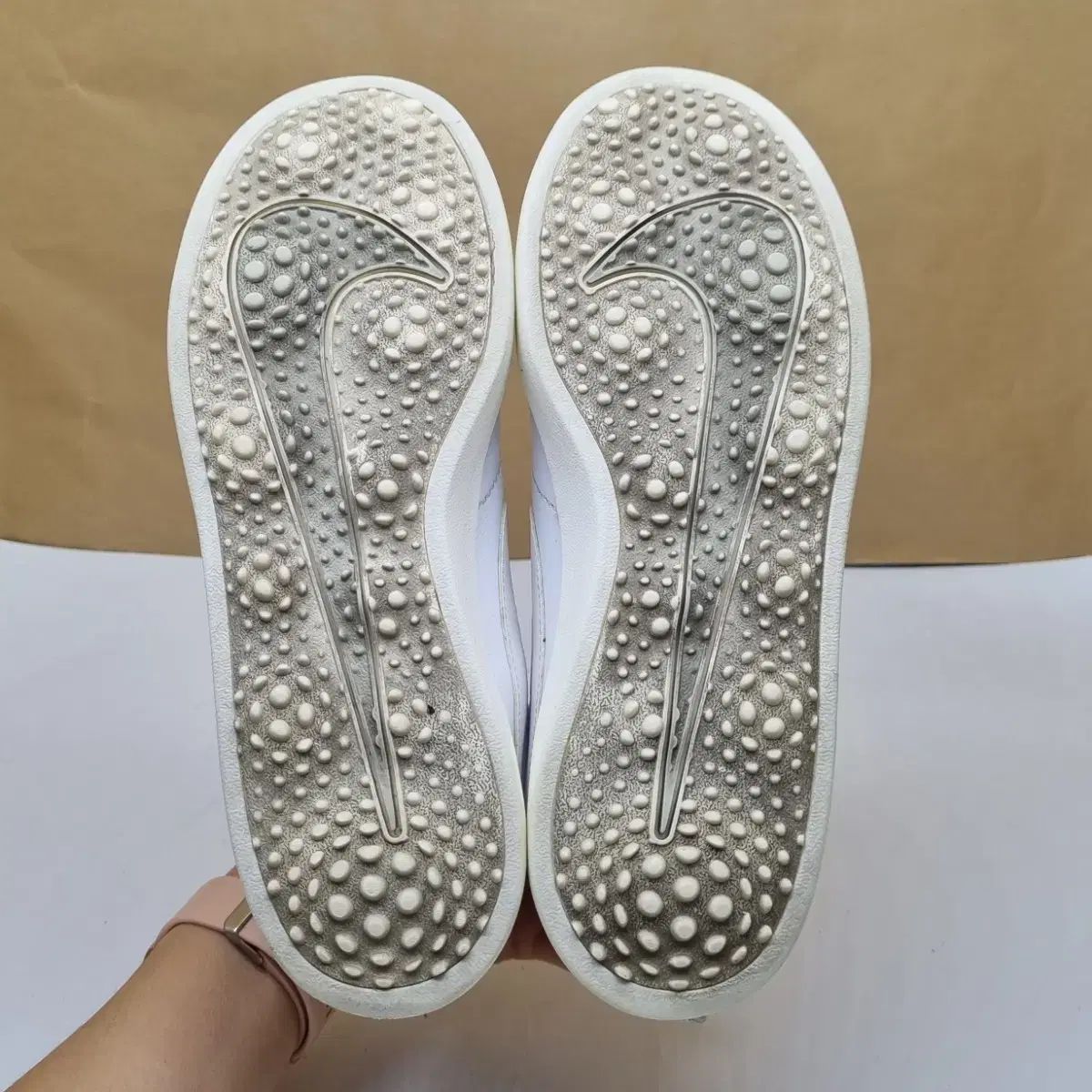 ゴルフシューズ ナイキ 24.5の通販 インフィニティ G ナイキ(NIKE) スパイクレス △ NN 大得価，爆買い 0 フォースクラシック NIKE公式 NIKE ゴルフ W