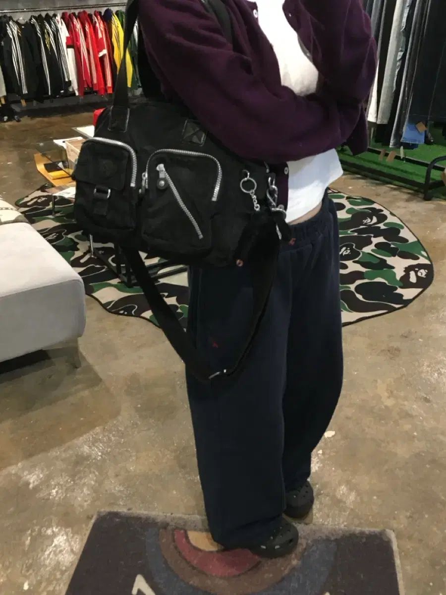 ショルダーバッグ-クロスバック ブラック