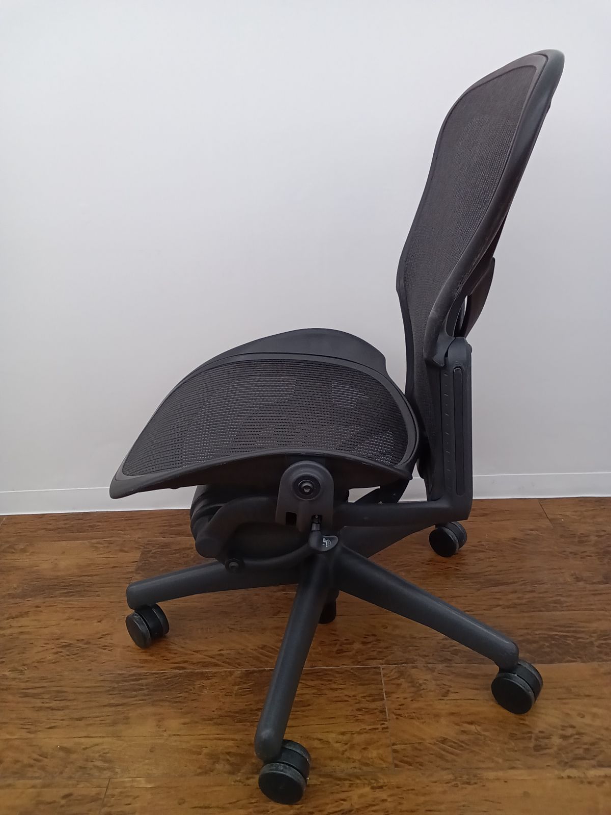 アーロンチェア