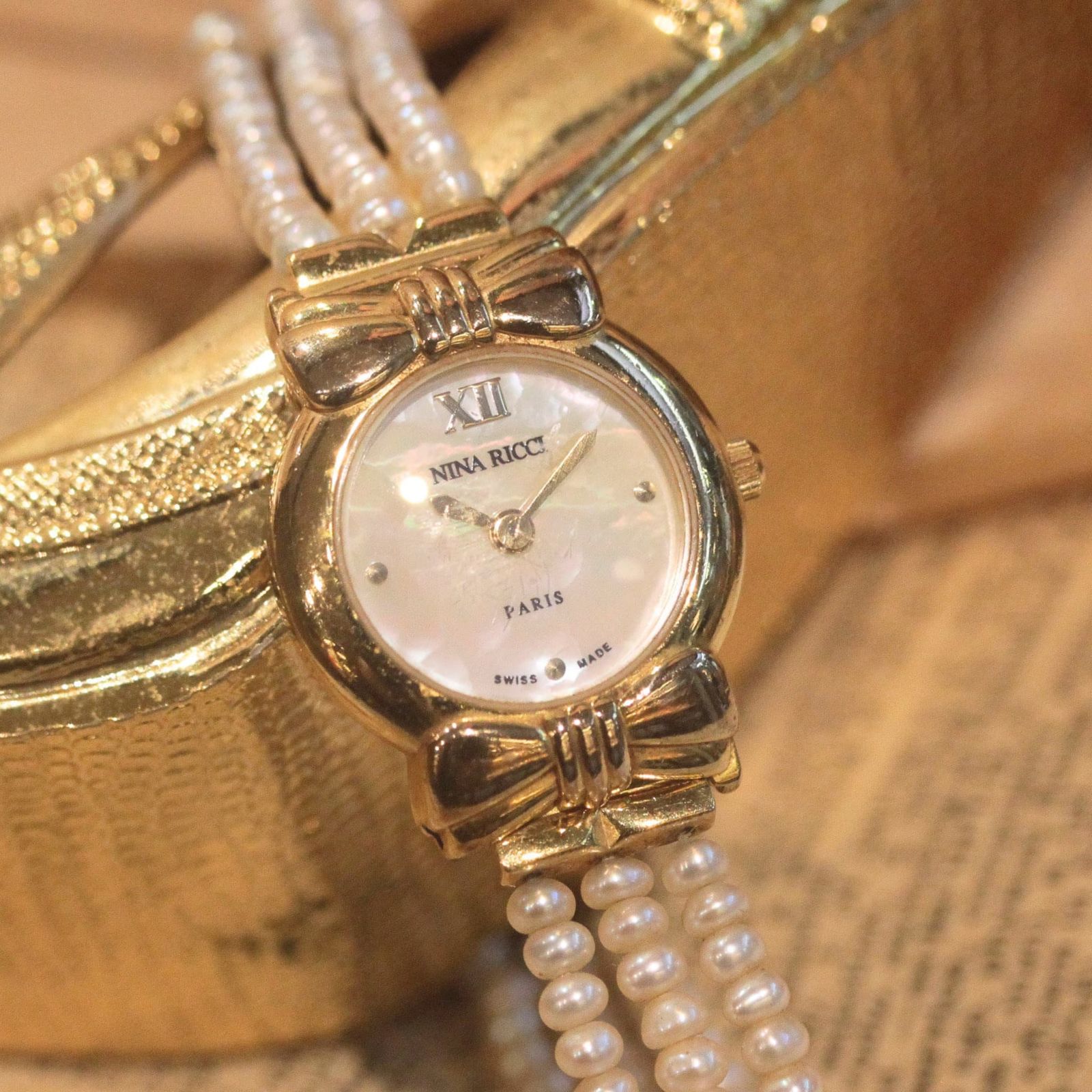 NINA RICCI ニナリッチ シェル リボン ヴィンテージ腕時計 ninaricci-653-09