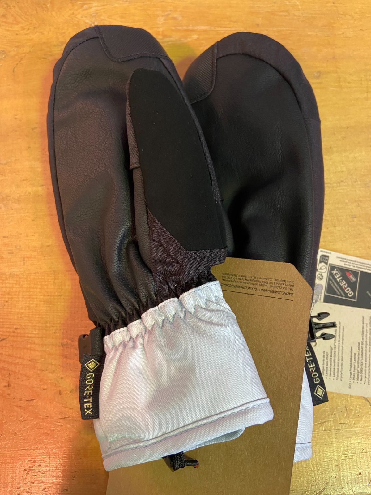 2025 2026 DAKINE ダカイン SILVIA GORE-TEX MITTS スノーグローブ WAT レディース BF237774 MERCADOAVALIA_COM_BR