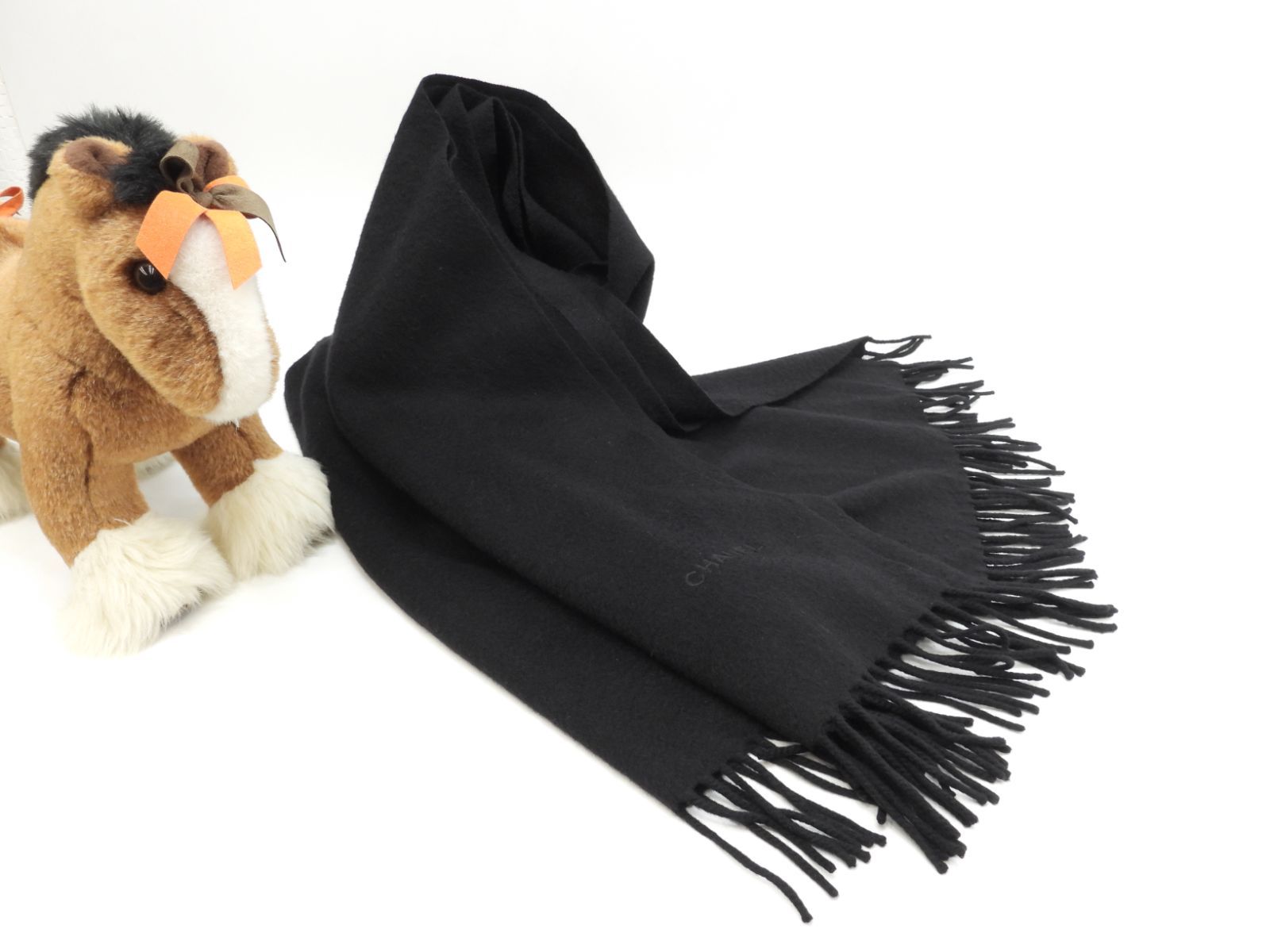 シャネル マフラー大 カシミア 黒 ロゴ ネックウォーマー 23