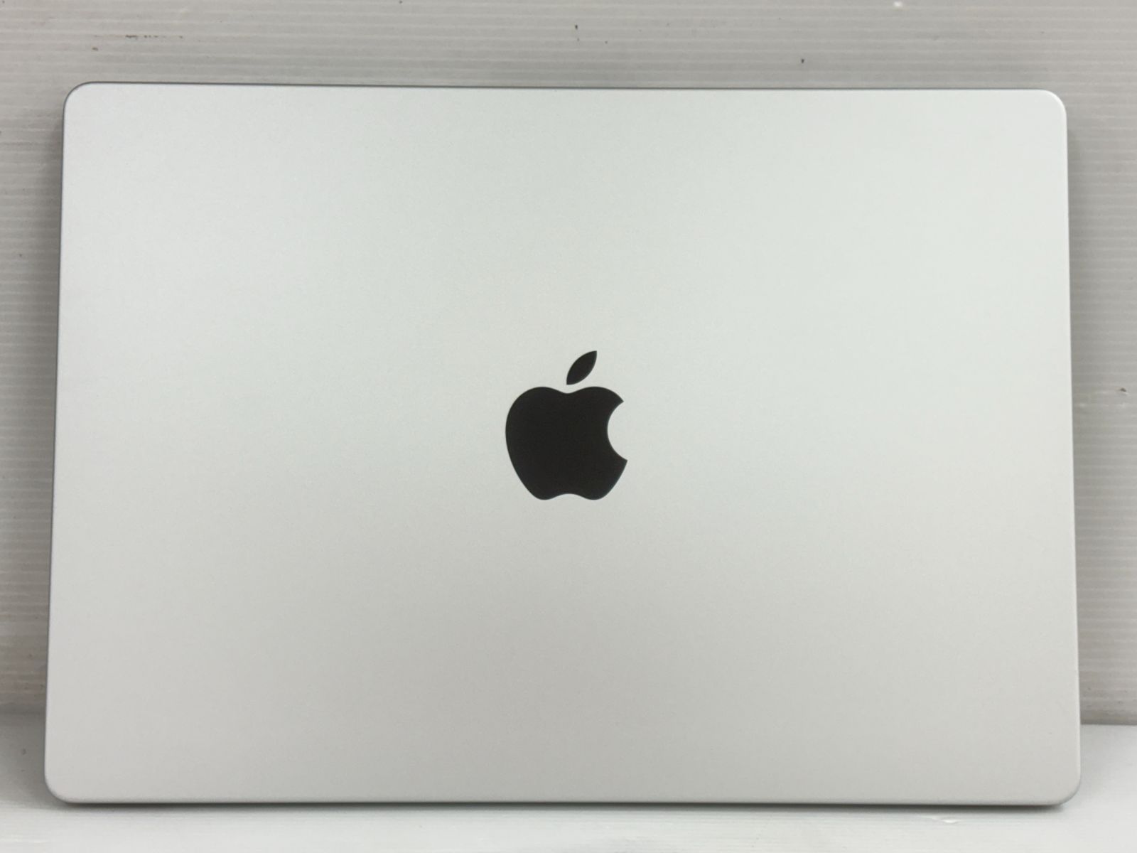 USキー 超 Apple MacBook Pro 14-inch 2021 A2442 Apple M1 Pro-10コア RAM 32GB SSD 1TB 16コアGPU 充放電数2回 Tahoe 動作品