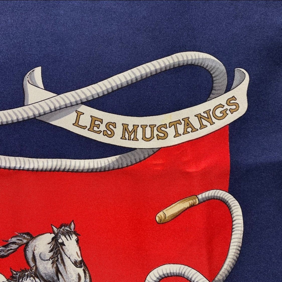 エルメス カレ90 LES MUSTANGS 野生馬 シルクスカーフ HERMES AC0080