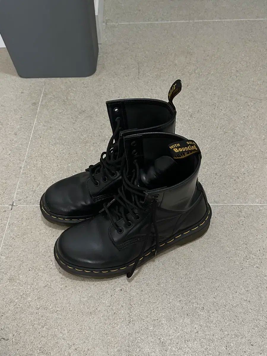 MARTENS ドクターマーチン