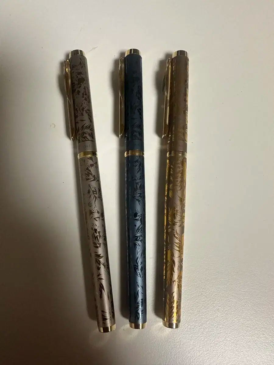 性のあるマイクロ