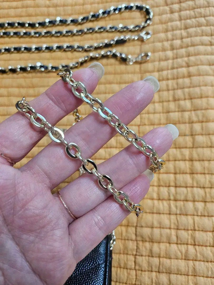 サンローラン ゴールド金具