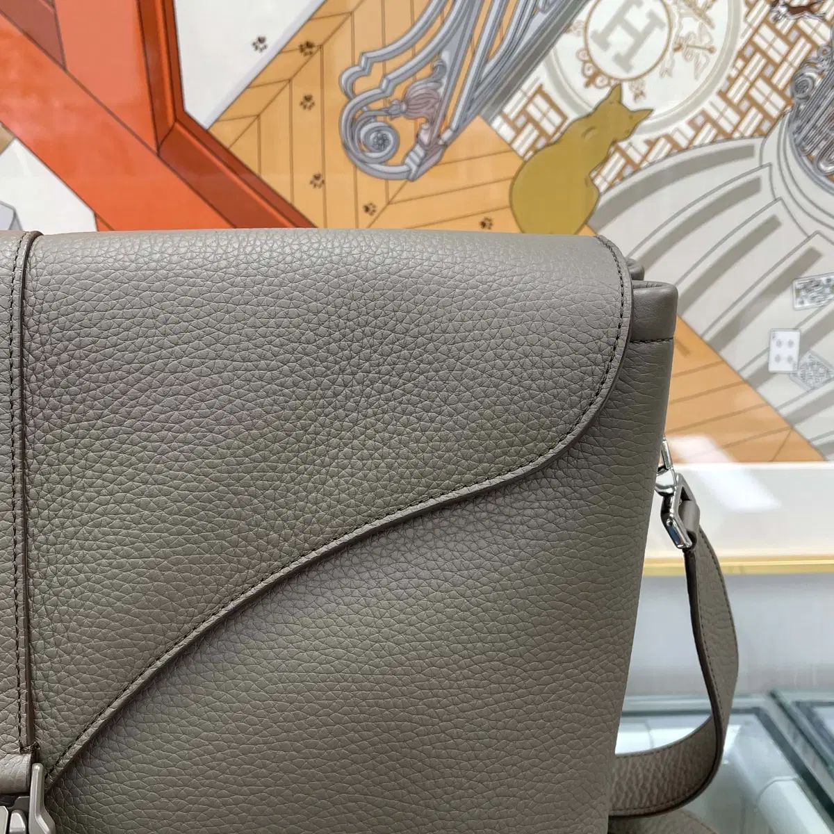 ディオール ピロー メッセンジャーバッグ