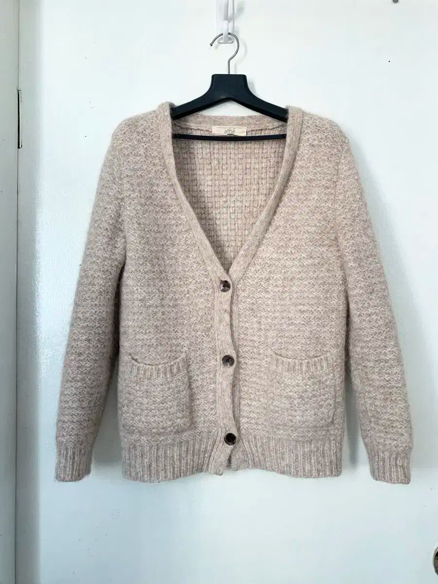 アッテヴァネッサ ブリューノ カーディガン