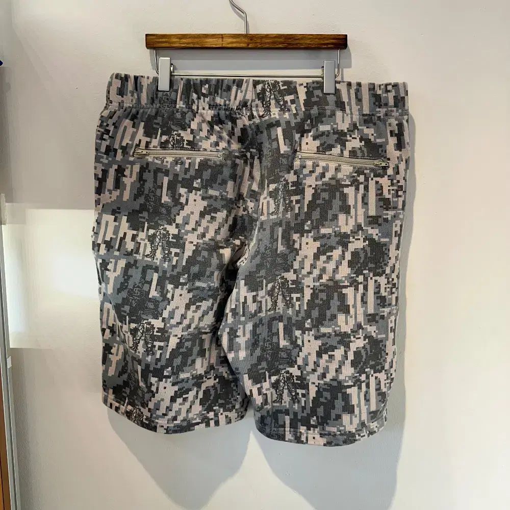 BBC SWEAT SHORTS DIGITAL CAMO