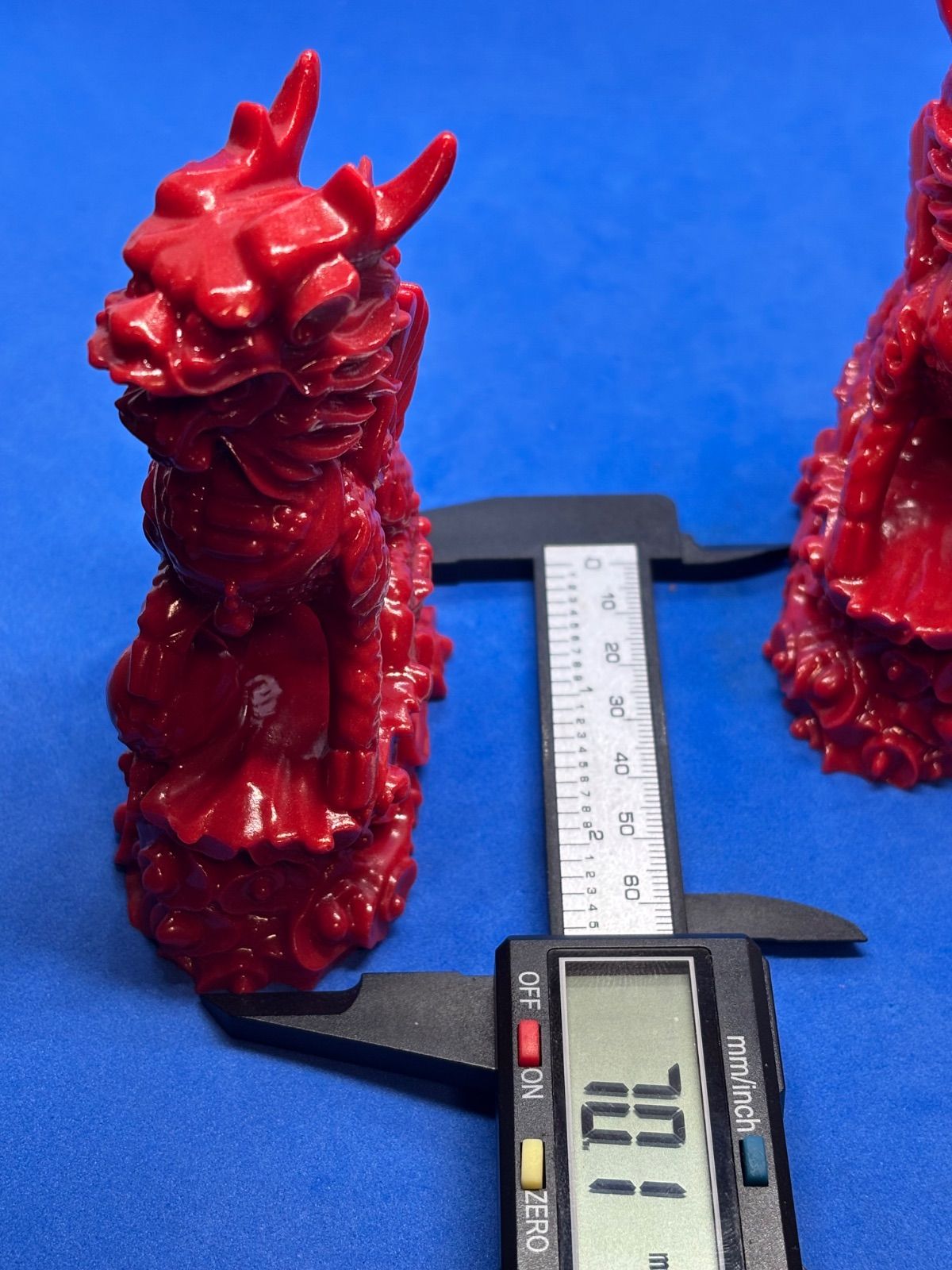 帝王砂 朱砂 辰砂 火麒麟 一対置物 5634 開運守護 - メルカリ