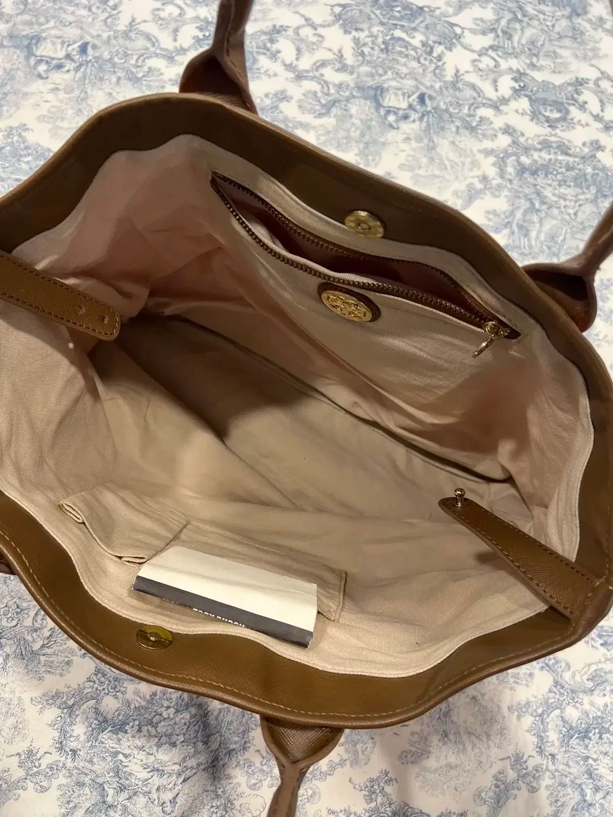 ショルダーバッグ