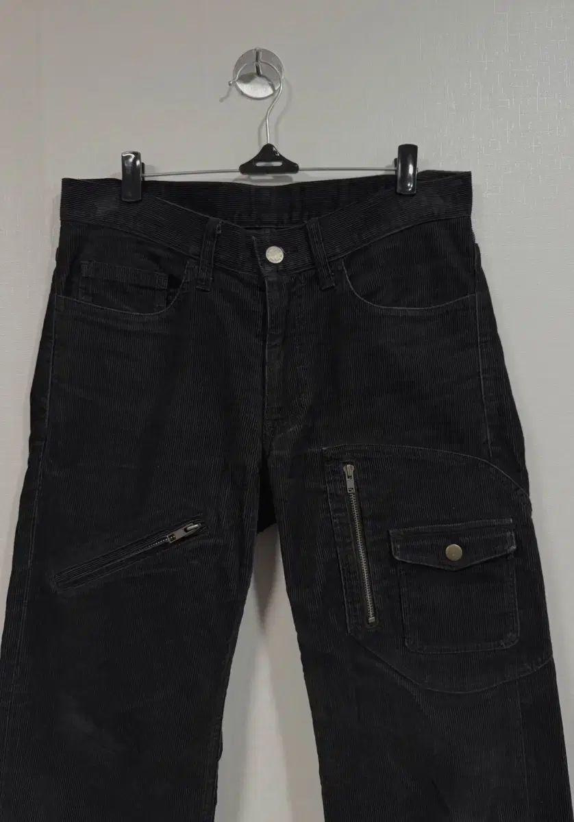 オム コーデュロイ