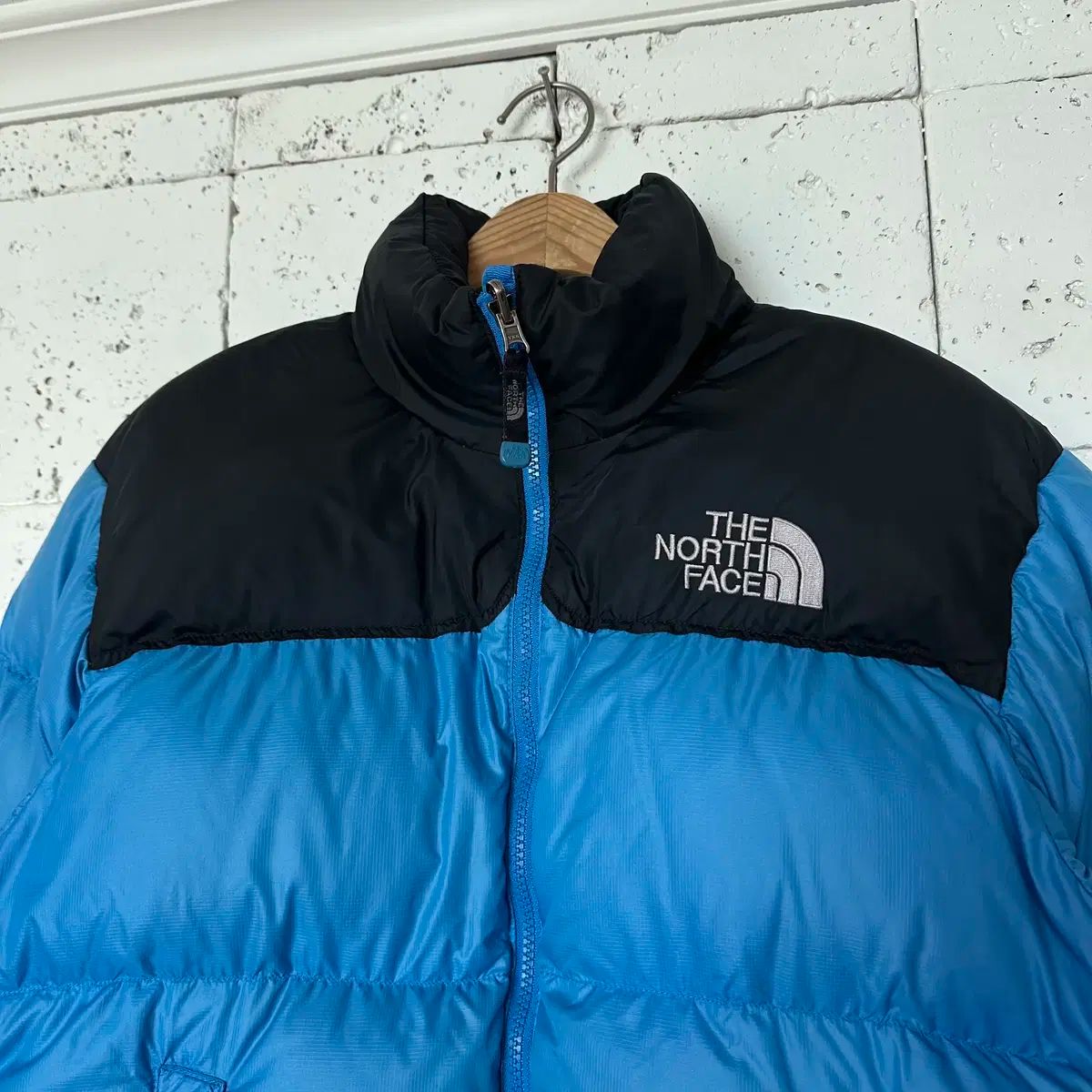 90 THE NORTH FACE ザノースフェイス Nuptse ヌプシ 700