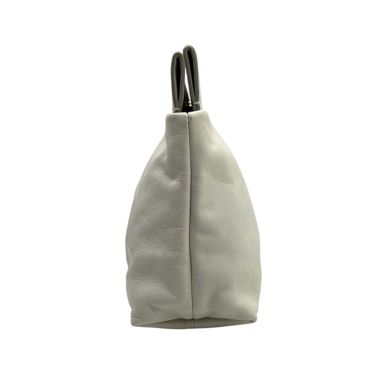 級 マークバイマークジェイコブス がま口 クラッチバッグ レザー ホワイト系 レディース パーティバッグ MARC BY MARC JACOBS STANDARD SUPPLY ギャザー エレガント フェミニン s30 DECORATOM_COM_BR