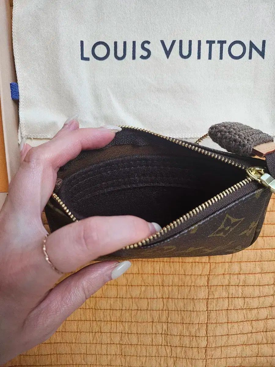 アクセソワール