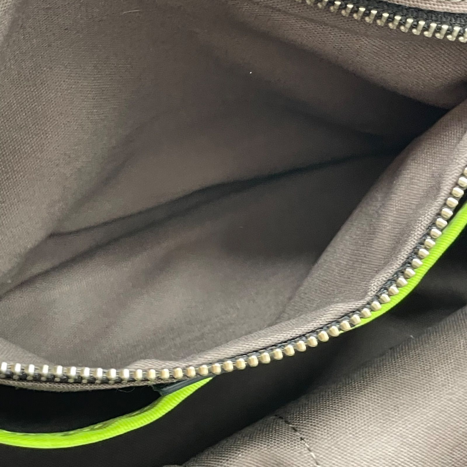 ネイビー×グリーン系