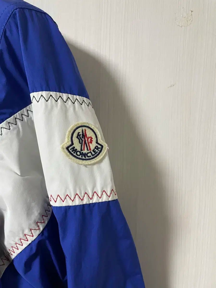 モンクレール ブルー