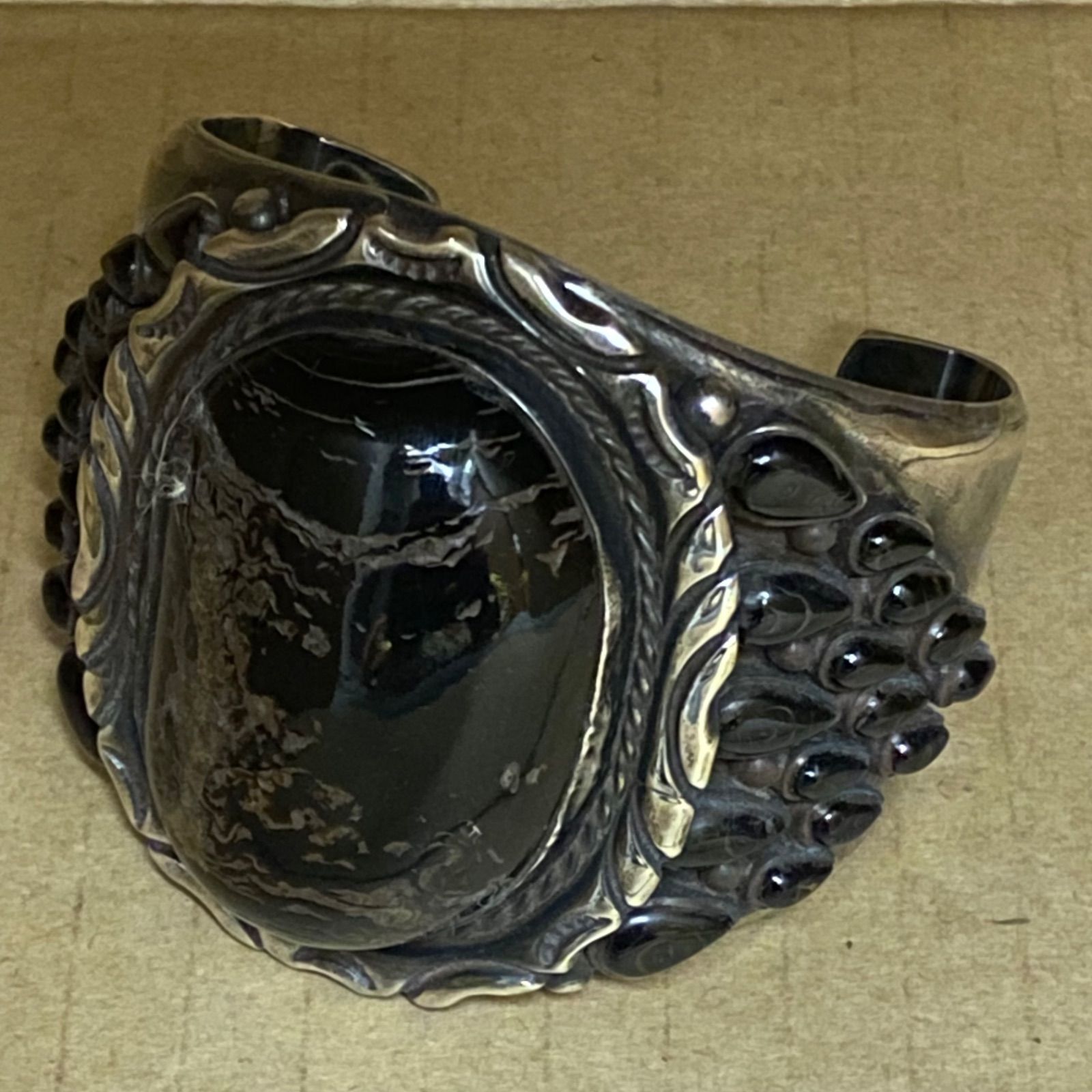 ブラックコーラル 黒珊瑚 ブレスレット バングル ハンドメイド クラスタータイプ Silver925 腕 ネイティブ インディアン メンズ バイカー インディアンジュエリー