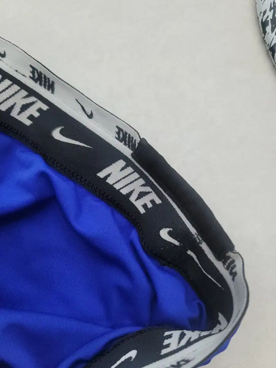 スイミングキャップ