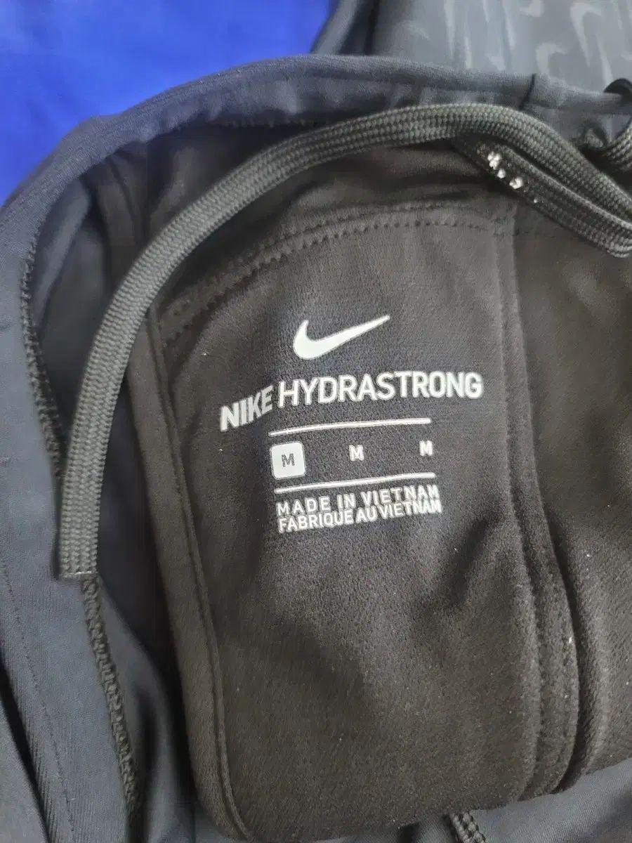 ナイキ ハイドラ ストロング ジャマー 水着 FUNKITA ファンキタ ライオン スイミングキャップ