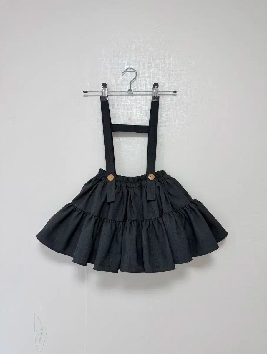 ウォニレーン グレーレース スカート