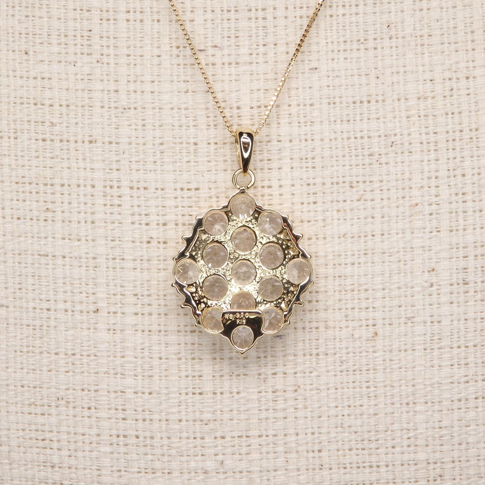 ホワイトサファイア