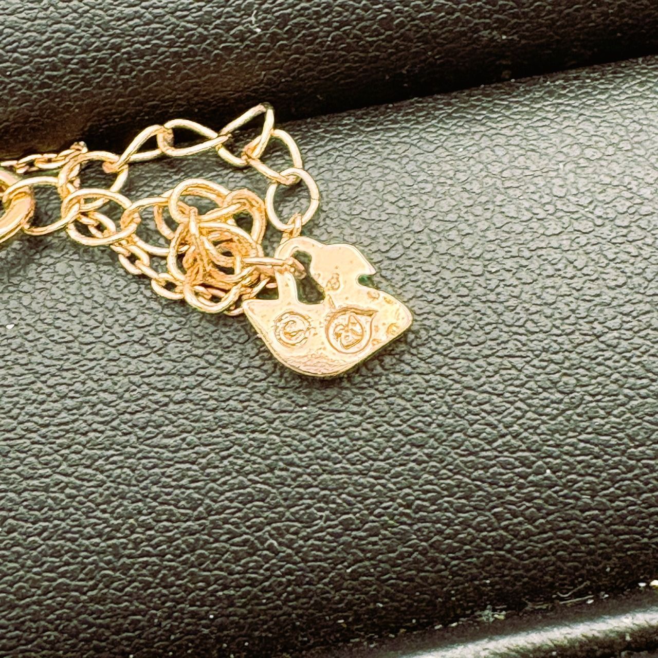 スワロフスキー Sparkling