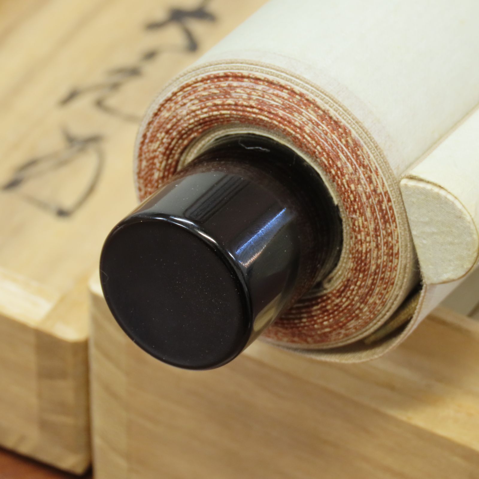 02 s 21 立花大亀 掛軸 大徳寺塔頭 511世住持 如意庵 山花清福多 肉筆 共箱 お茶道具 茶掛け 木彫り 掛軸 