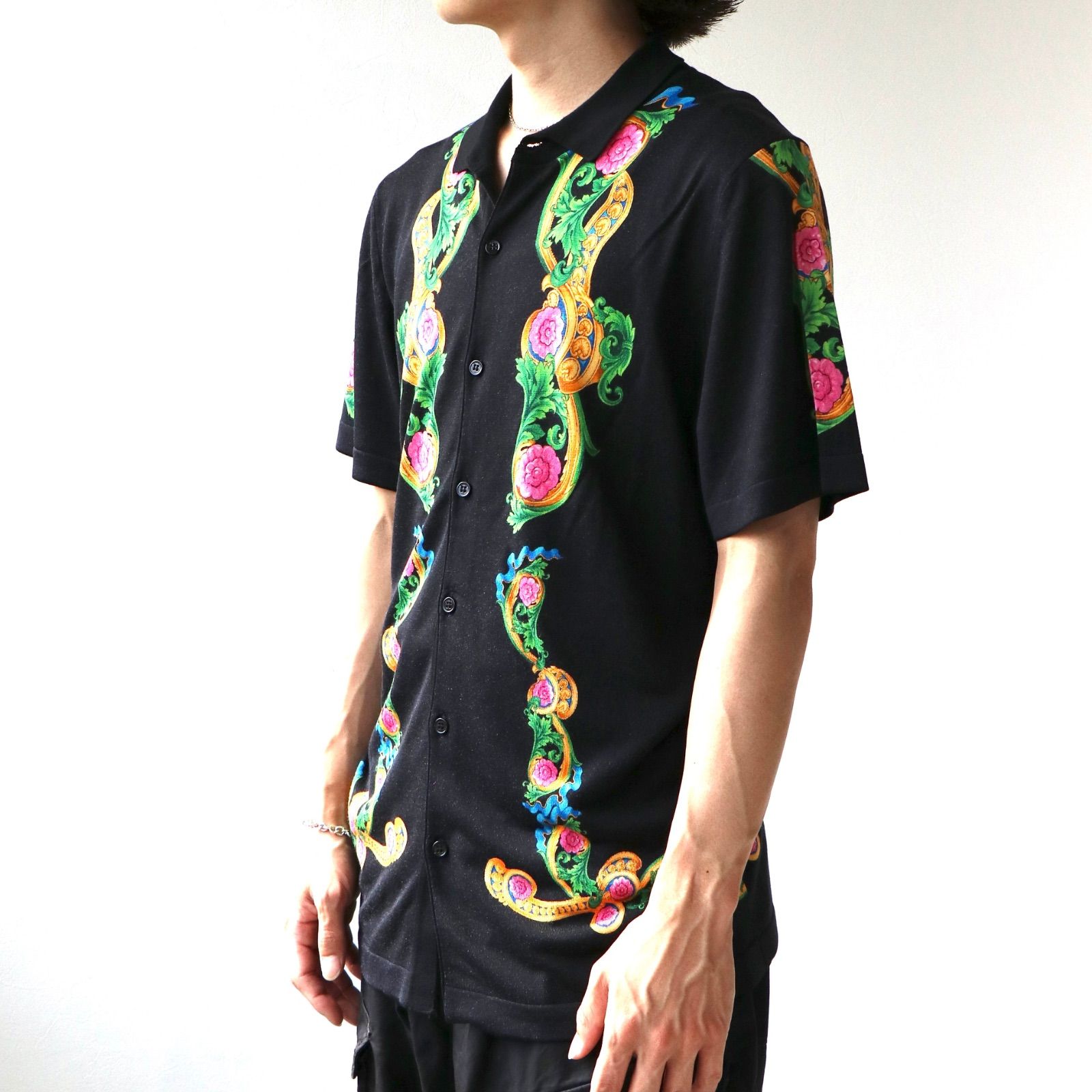 VERSACE ヴェルサーチェ