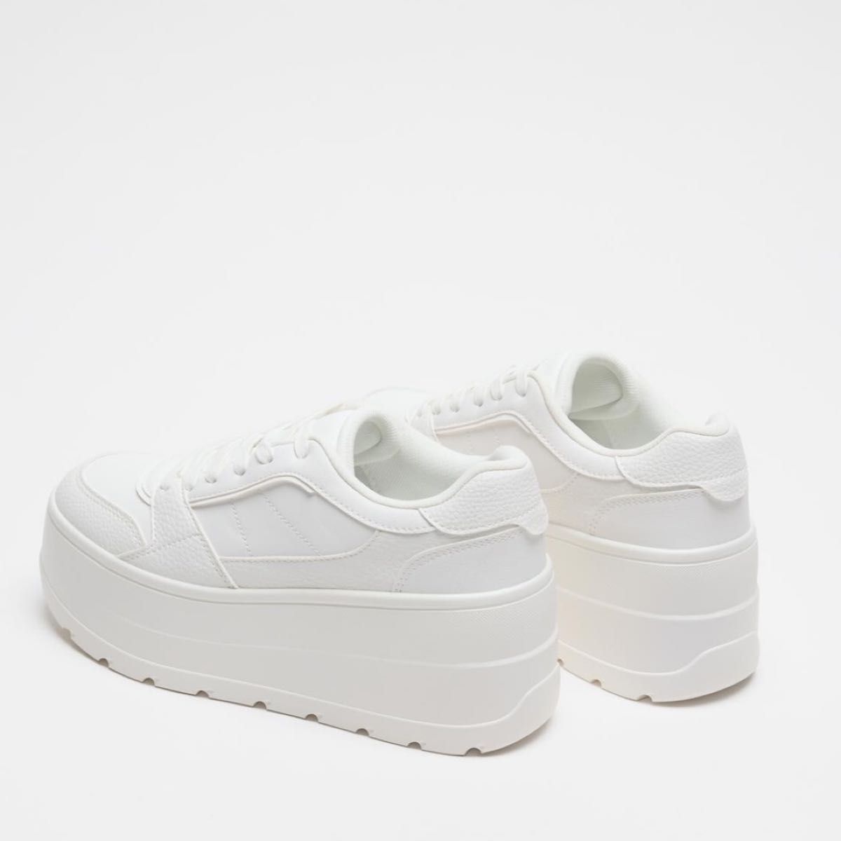  ZARA プラットフォームスニーカー スニーカー 靴