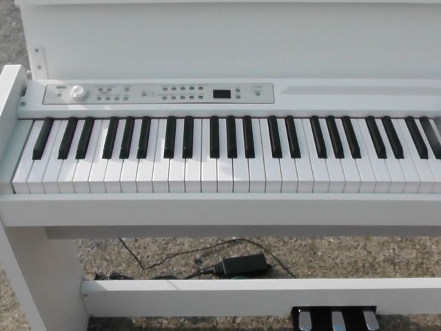 KORG 2018年製