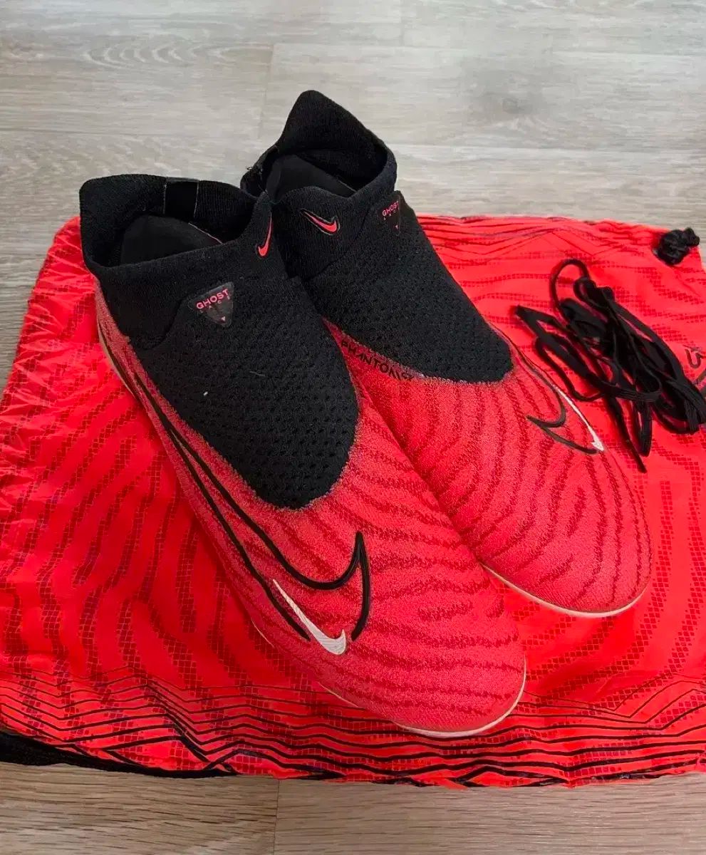 270 ナイキ FANTOM GX エリート DF FG サッカーシューズ