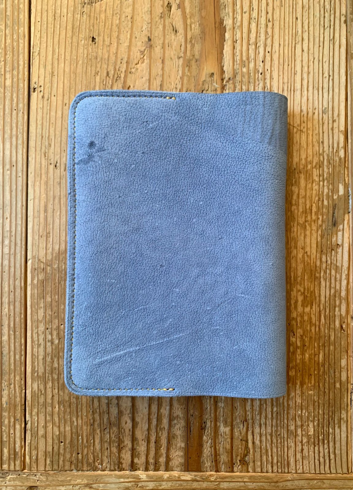  手縫いで創った革製のブックカバー liblino - il Cielo Topolino 617 ブックカバー 文房具 事務用品