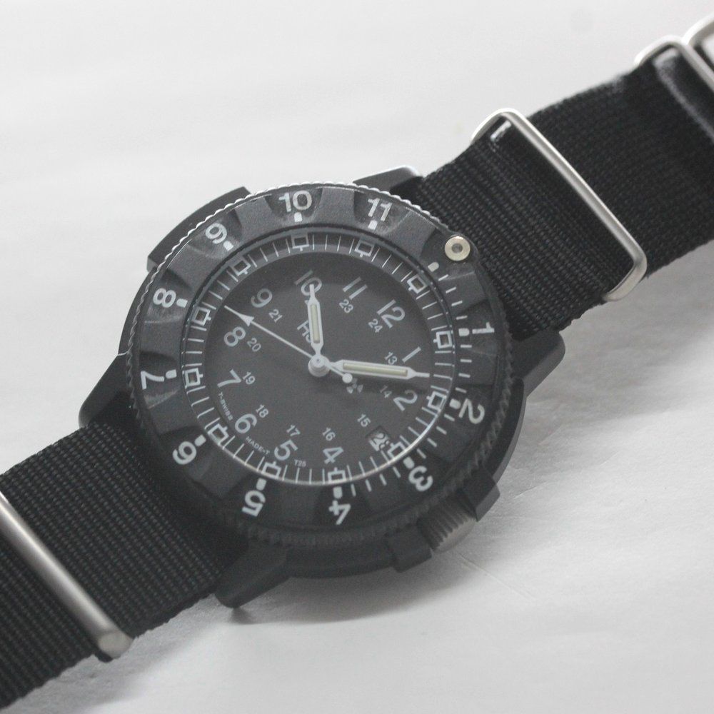 トレーサー traser ヴィンテージウォッチ H 3 MIL W 46374 F 腕時計 1003