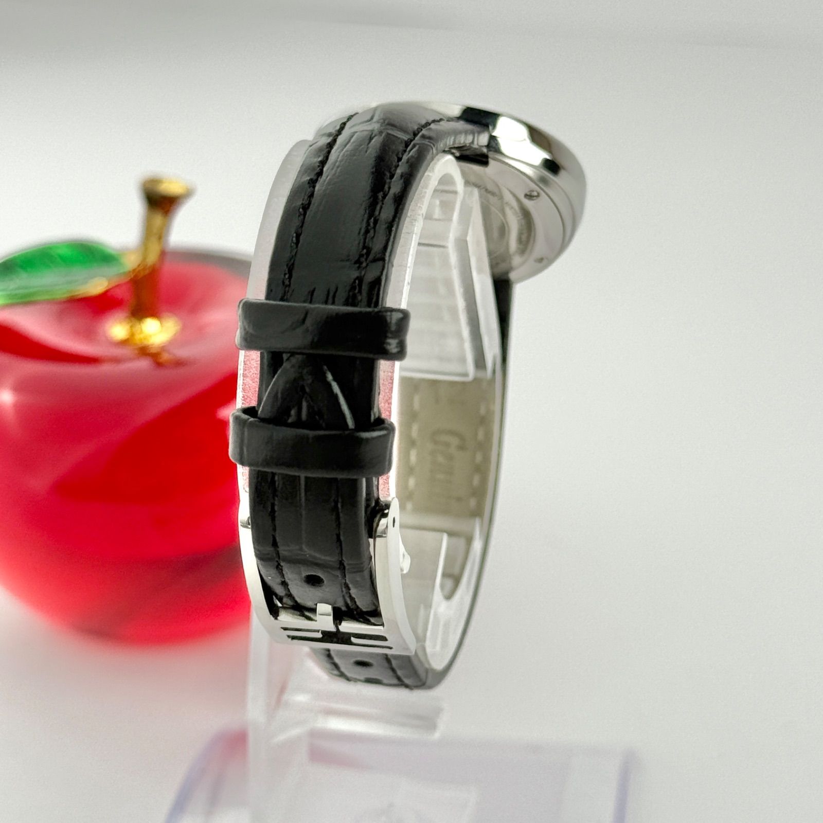 美品】フェンディ マイウェイ 35000S 新品ベルト 新品電池 683 - メルカリ