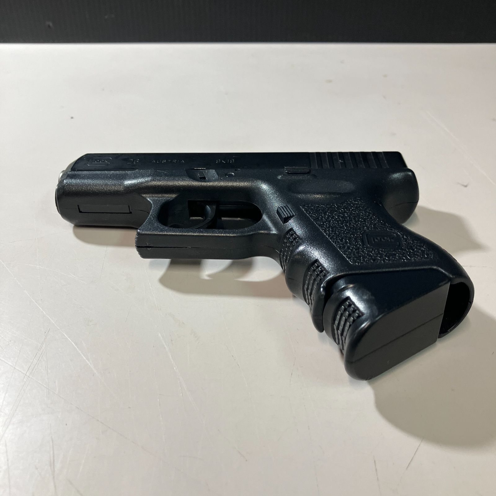 むつ40-110313】グロック26 銀ダン 東京マルイ - メルカリ