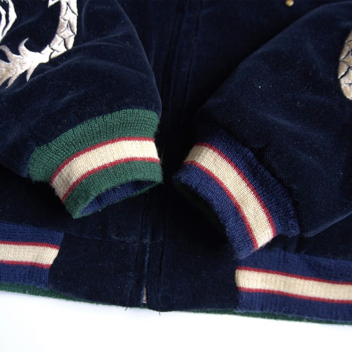 ヴィンテージKarl Helmut(カールヘルム) スカジャンネイビー／ブラック カールヘルム ワッペンジャケット ネイビー Lサイズ｜Yahoo!フリマ（旧