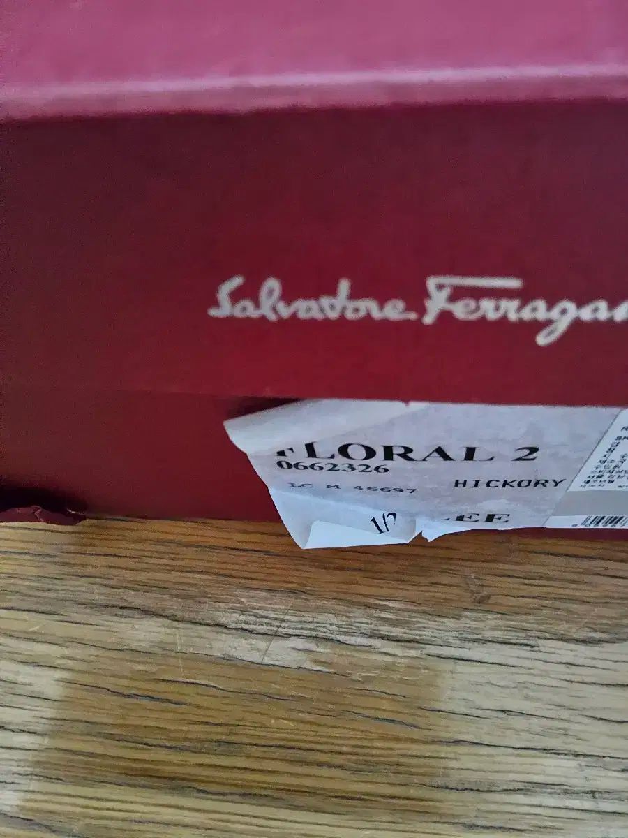  FERRAGAMO フェラガモ靴 ローファー ブーツ 革靴