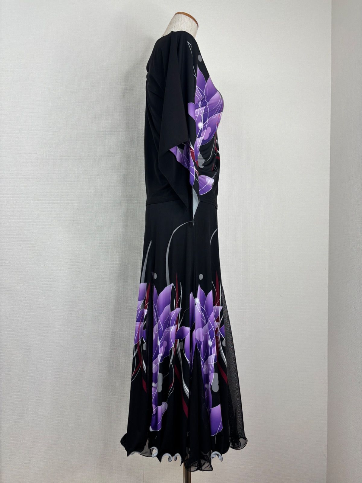 ブラック×パープル系 着物意識デザイン
