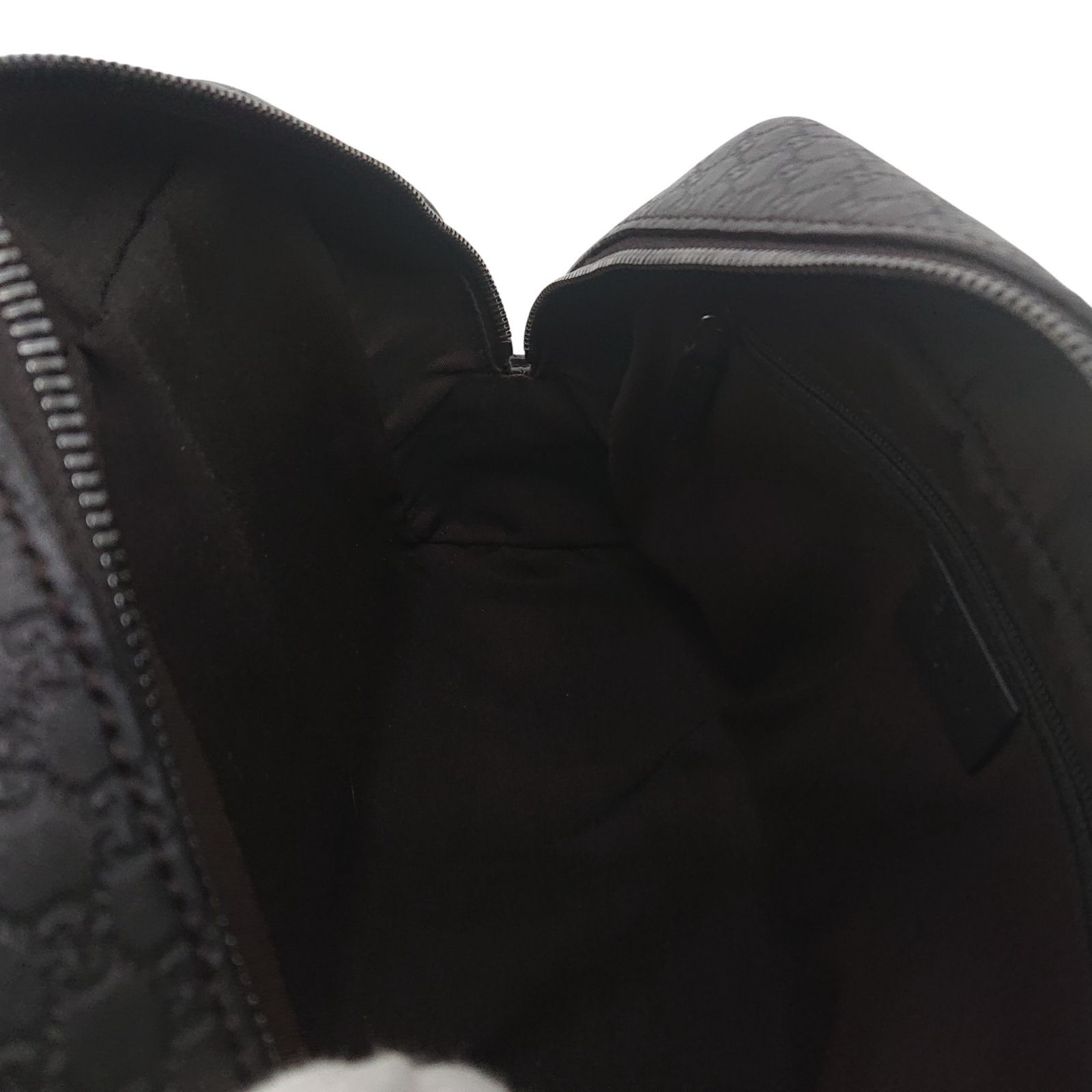 クラッチバッグ