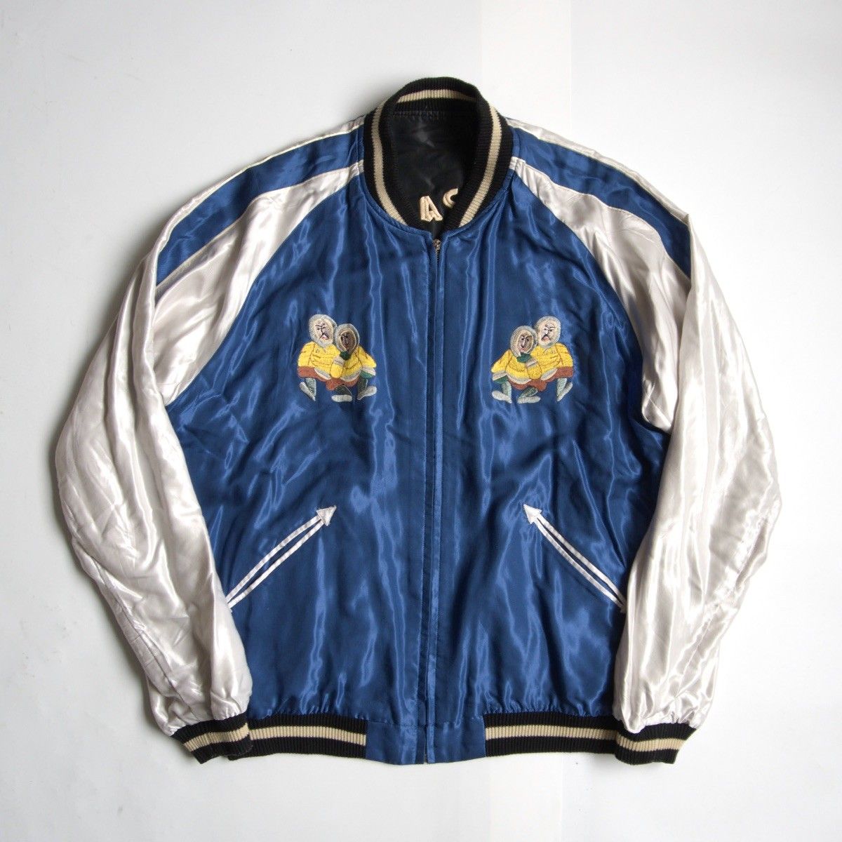 glamb グラム フロリアスカジャケット ベロアスカジャン ブルーMサイズ glamb グラム フロリアスカジャケット ベロアスカジャン ブルーMサイズ