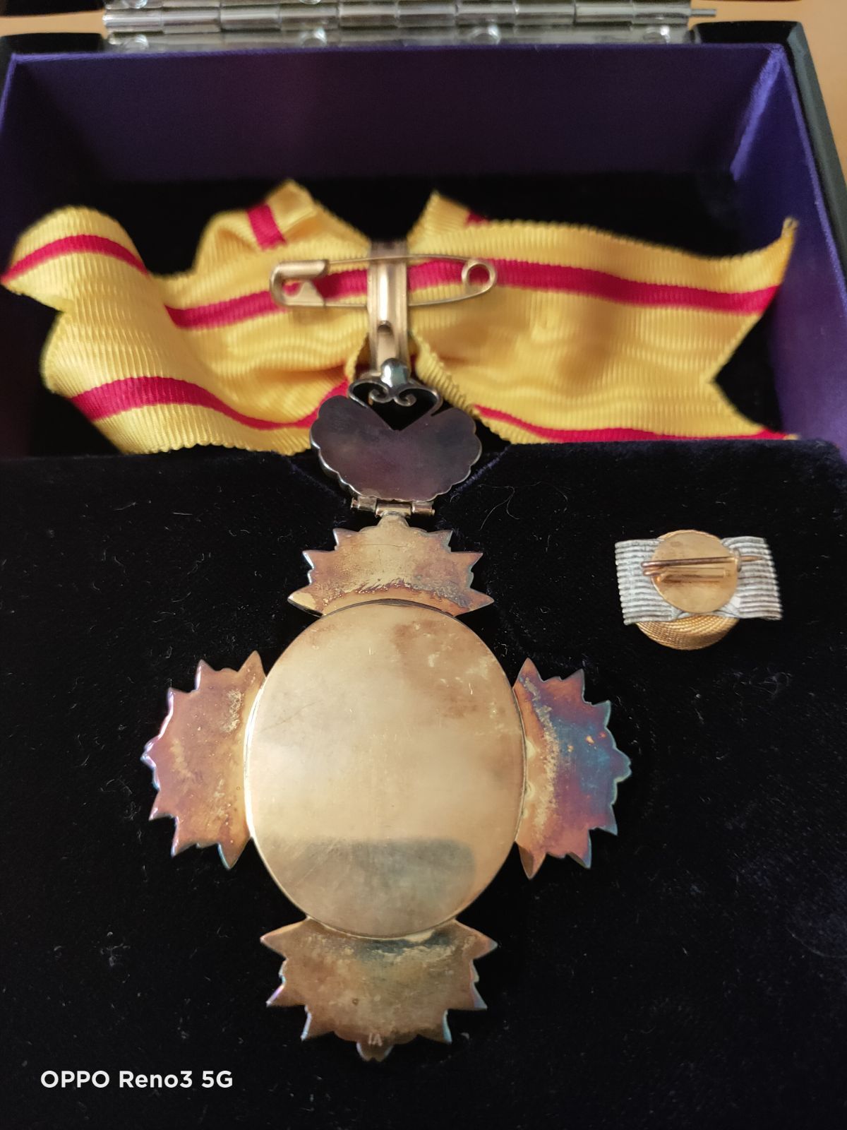 極美品 勲五等宝冠章（箱のみ）共箱付き 勲章 徽章 当時物 現状品 1801492272.jpg?1674705126