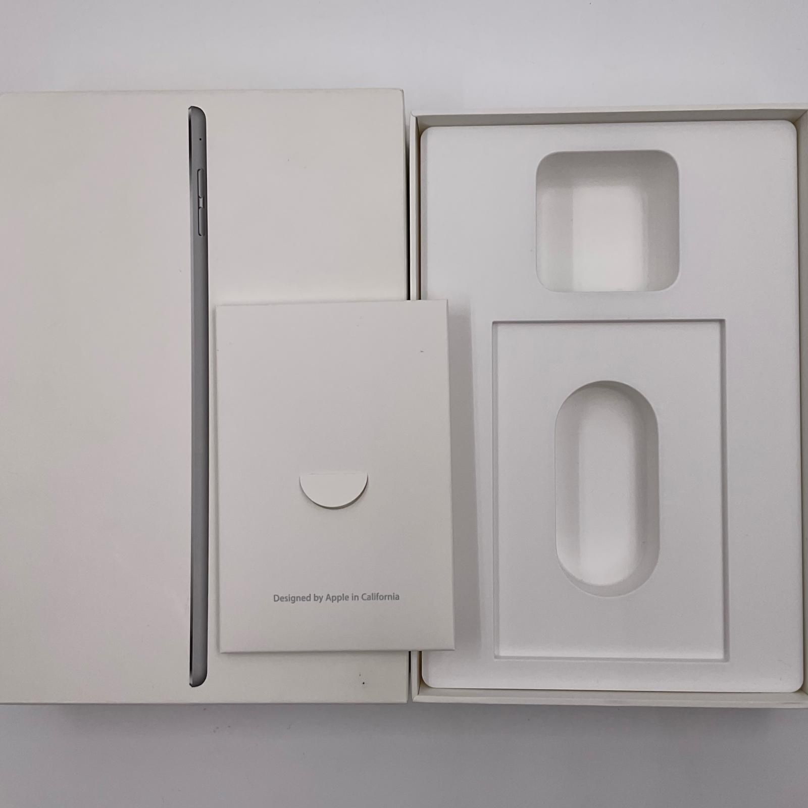 Apple iPad mini 第4世代 64GB シルバー WiFi+Cellular Softbank 白