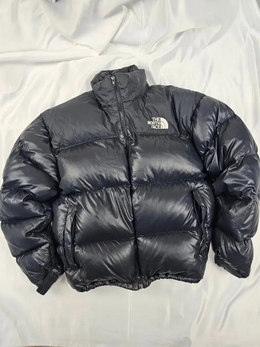ノースフェイス ヌプシダウンジャケット